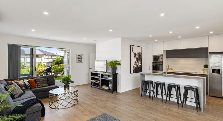  at 14B Marine Garden Crescent, Beachlands, Auckland