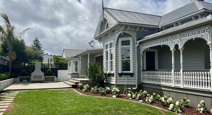  at 22 Cromwell Street, Mount Eden, Auckland City, Auckland