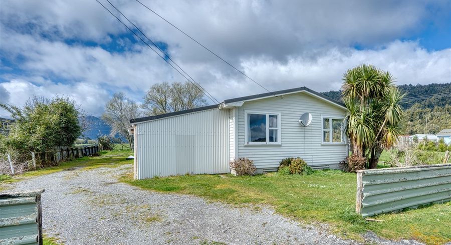  at 16 Wanganui Flat Road, Harihari