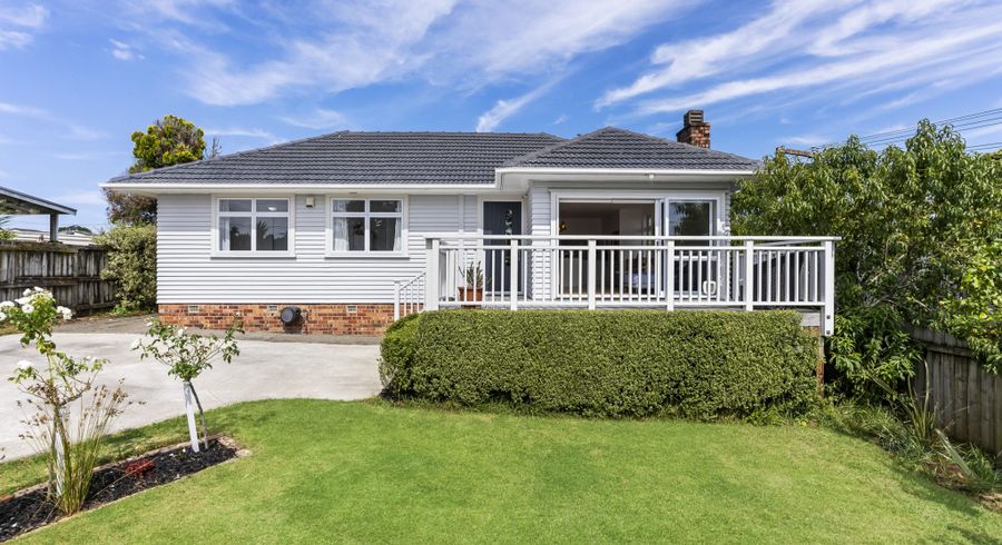  at 35 Chippendale Crescent, Birkdale, Auckland