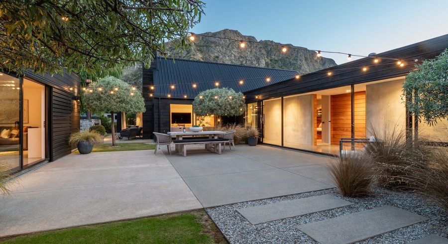  at 1 Larkins Way, Arthurs Point, Queenstown-Lakes, Otago