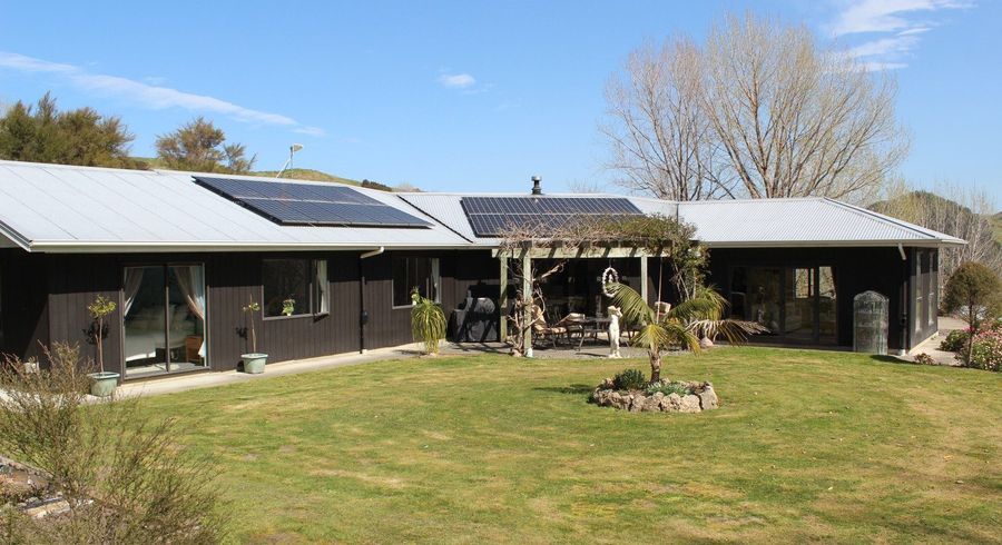  at 233 Hedgeley Road, Eskdale, Napier
