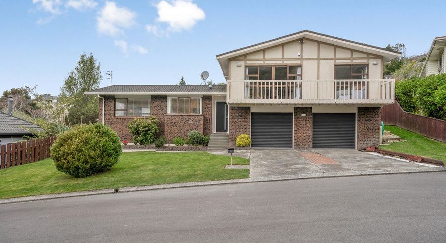  at 11 Pioneer Grove, Silverstream, Upper Hutt, Wellington