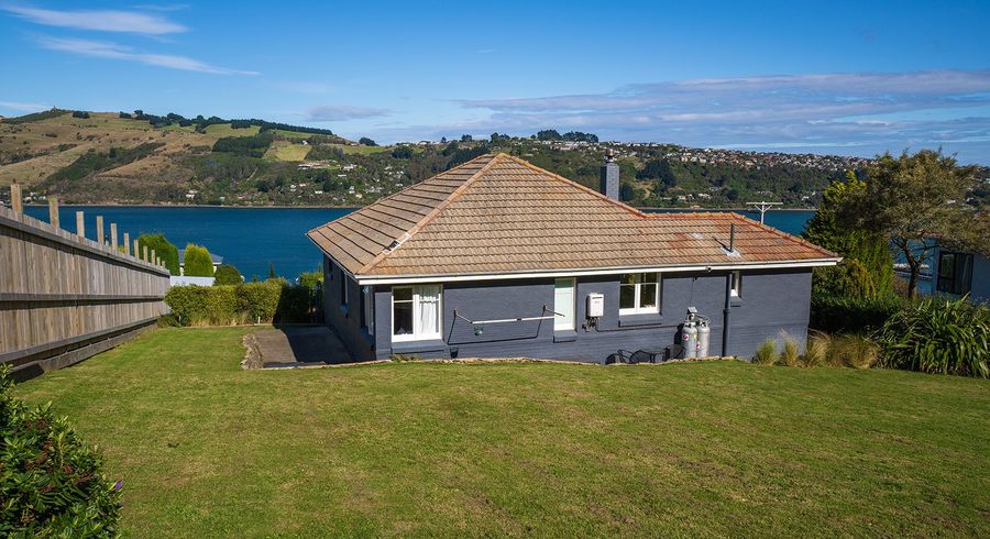  at 6 Hinau Street, Ravensbourne, Dunedin, Otago