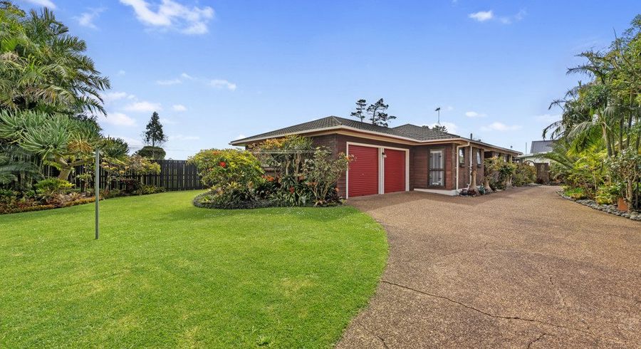 at 43 Pinehurst Place, Wattle Downs, Auckland