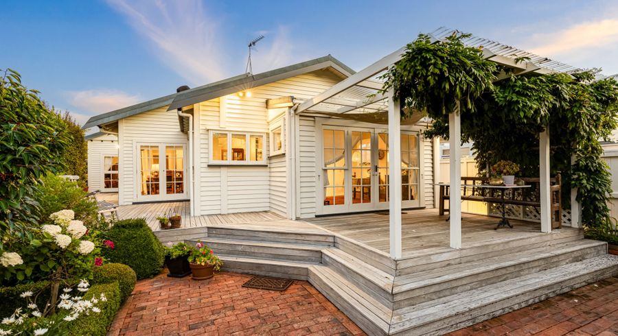  at 20 Colin Grove, Hutt Central, Lower Hutt
