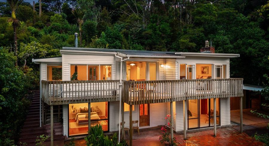  at 779 West Coast Road, Oratia, Waitakere City, Auckland