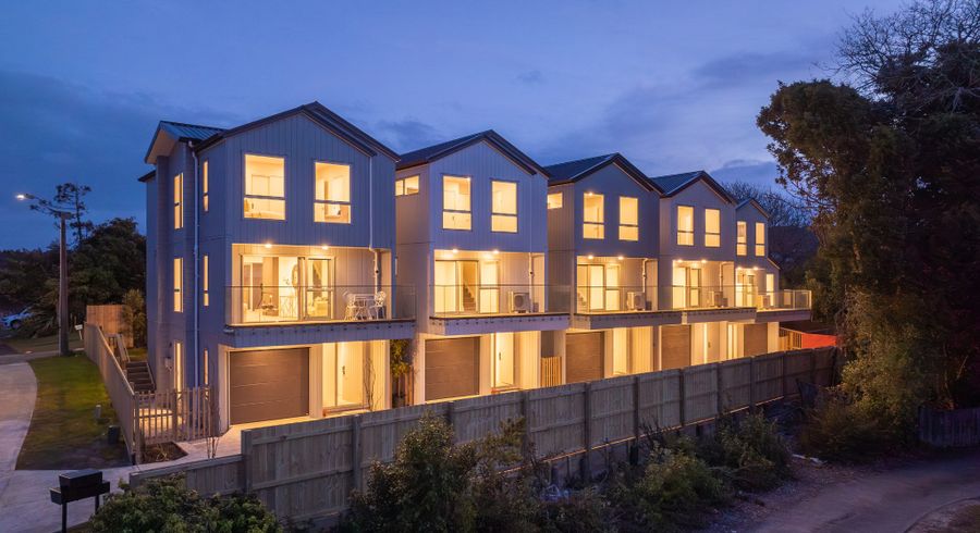  at 26A&D&E Trojan Crescent, New Lynn, Waitakere City, Auckland