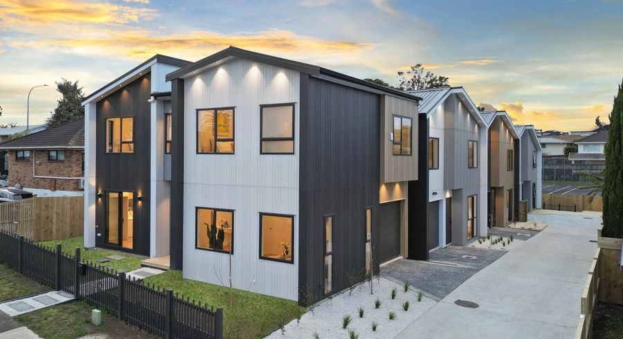  at Lts 1-3, 2 Meadway, Sunnyhills, Manukau City, Auckland