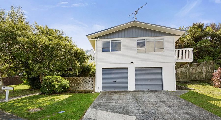  at 17 Gainsborough Grove, Belmont, Lower Hutt, Wellington