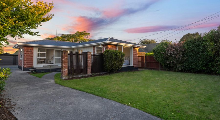  at 27 Liverton Crescent, Bishopdale, Christchurch City, Canterbury