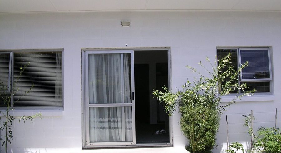 at 2/3 Edenvale Park Rd, Mount Eden, Auckland City, Auckland