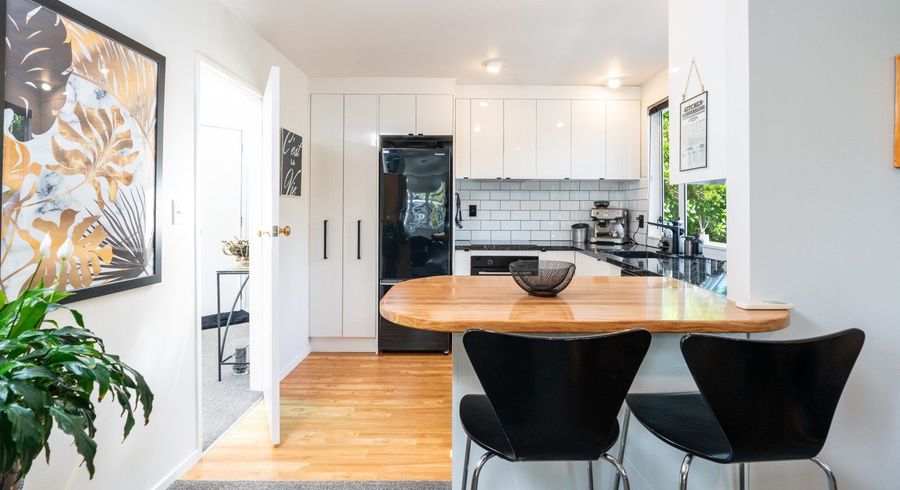  at 4 Jacobsen Lane, Ngaio, Wellington