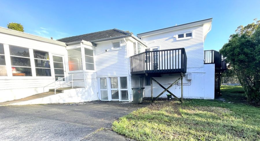  at 32 Trinidad Street, Blockhouse Bay, Auckland City, Auckland