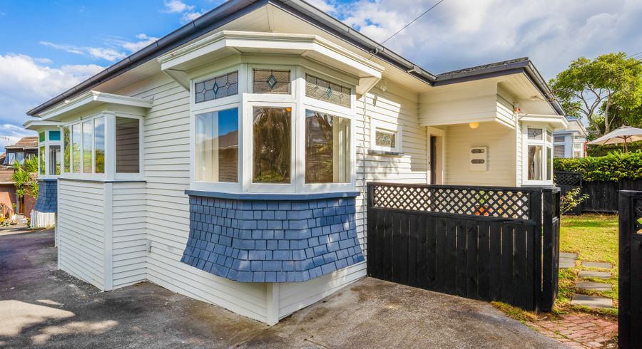  at 26 Waiohua Road, Greenlane, Auckland
