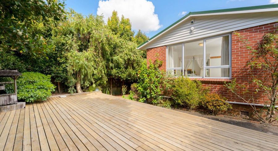  at 124 Edmonton Road, Te Atatu South, Waitakere City, Auckland