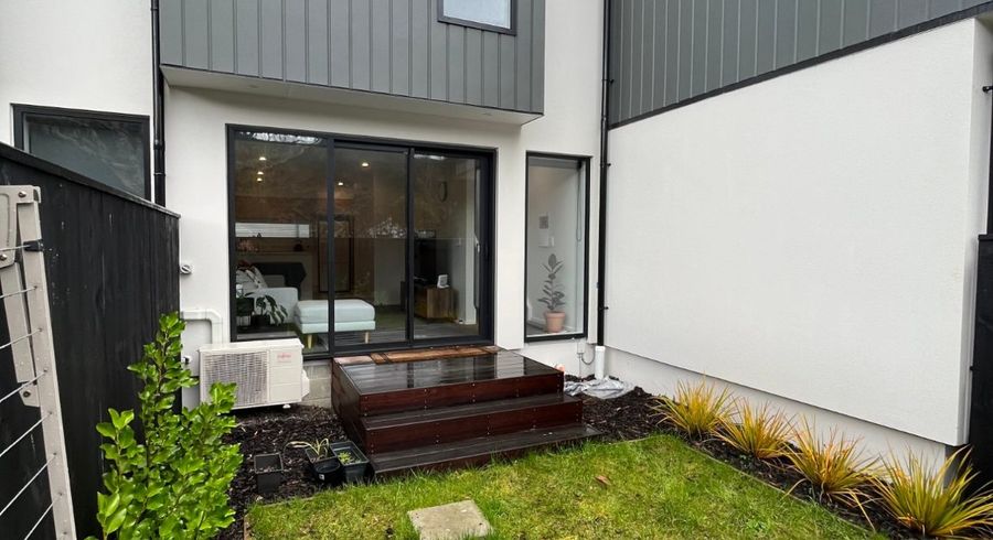  at 2/48 Glen Road, Stokes Valley, Lower Hutt, Wellington