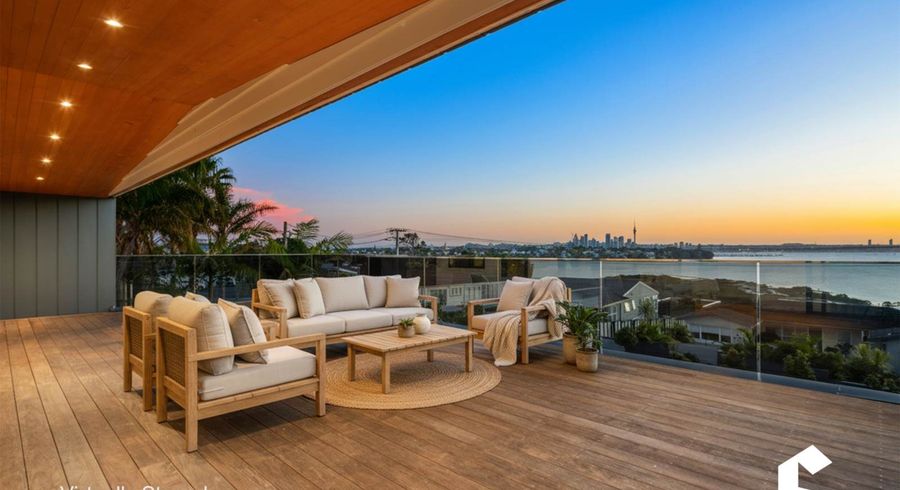  at 3A Pine Ridge Terrace, Hauraki, North Shore City, Auckland