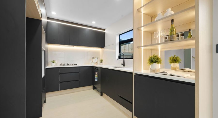  at 4/592 Massey Road, Mangere, Manukau City, Auckland