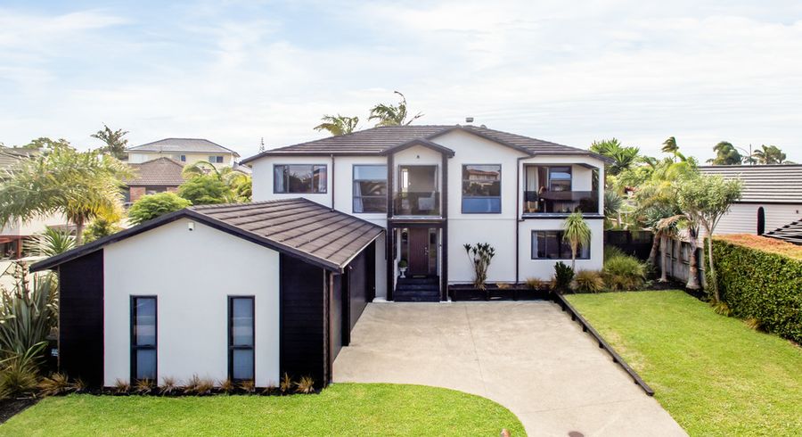  at 10 Waimanu Bay Drive, Te Atatu Peninsula, Auckland