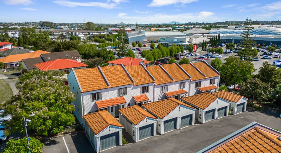  at 15/21 Armoy Drive, East Tamaki, Auckland