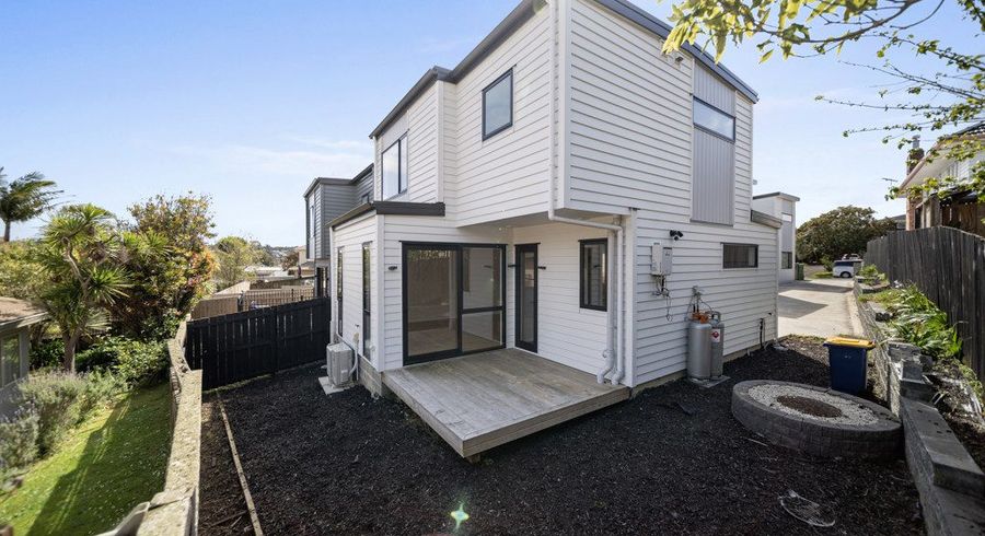  at 44C Blakeborough Drive, Forrest Hill, North Shore City, Auckland