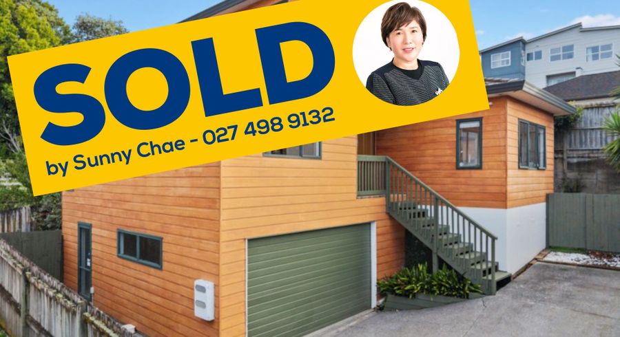  at 3/6 Woodall Place, Totara Vale, North Shore City, Auckland