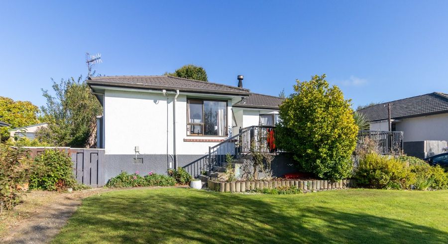  at 14 Kowhai Avenue, Hargest, Invercargill, Southland