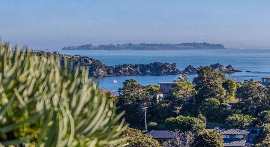  at 35 Hauraki Road, Oneroa, Waiheke Island, Auckland