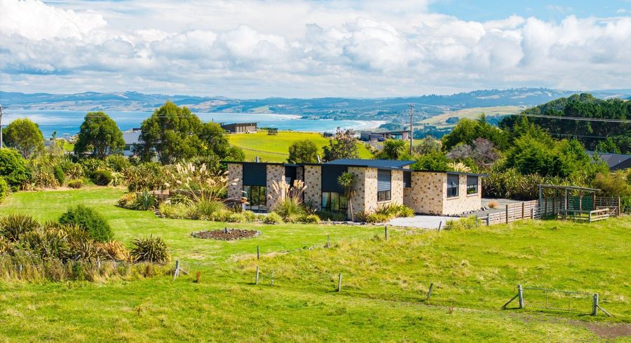  at 25 Tunnel Beach Road, Blackhead, Dunedin
