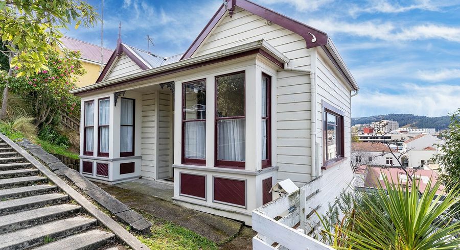  at 1 Haddon Place, City Centre, Dunedin, Otago
