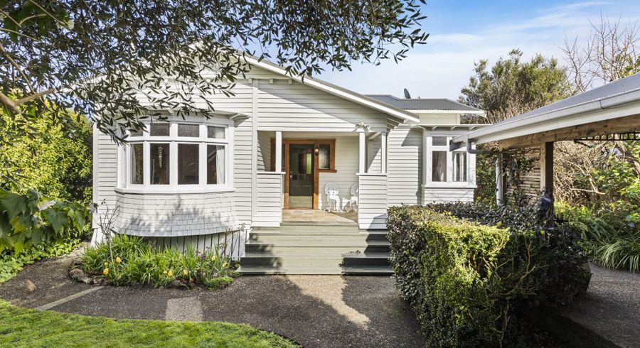  at 16 Jerram Street, Mount Albert, Auckland