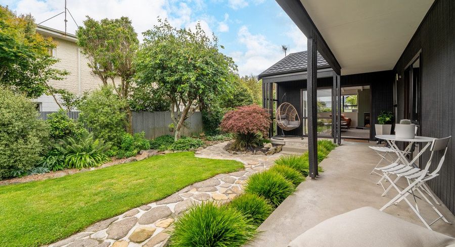  at 15 Mountain View Road, Glenwood, Timaru