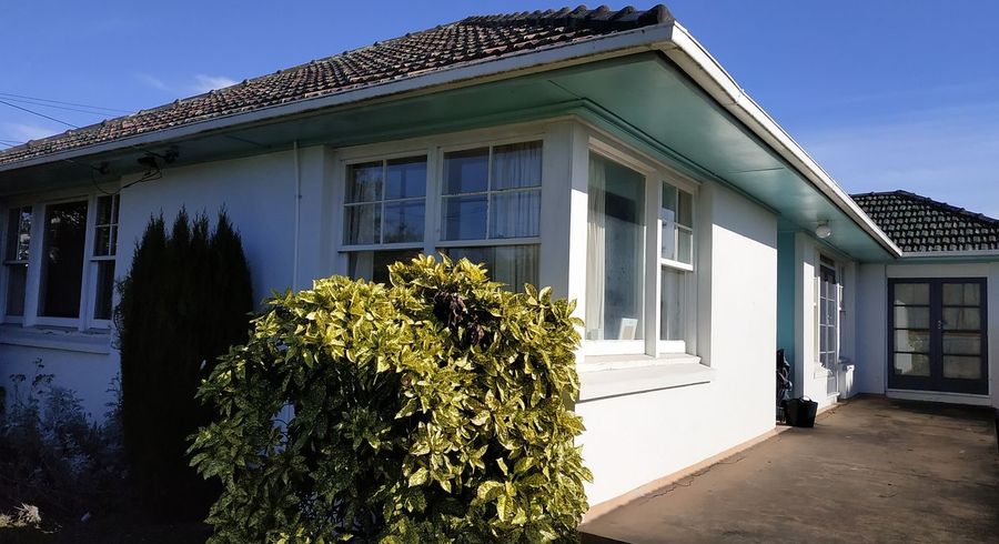  at 147 Avonhead Road, Avonhead, Christchurch City, Canterbury