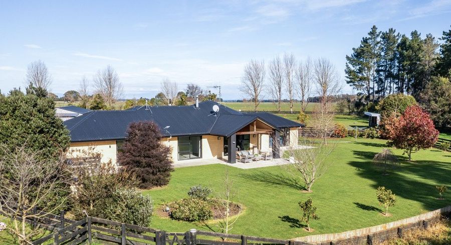  at 255 Calico Line, Marton