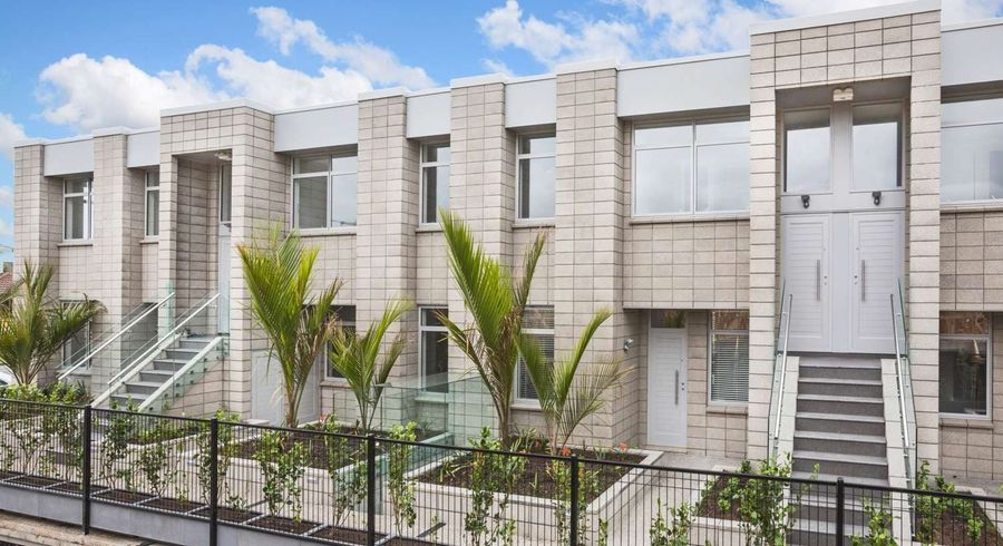  at 417 Murphys Road, Flat Bush, Manukau City, Auckland