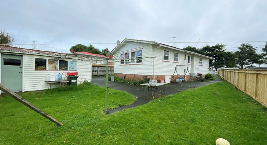  at 20 Clayton Avenue, Otara, Auckland