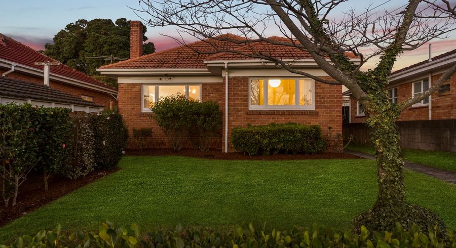  at 866 Dominion Road, Mount Eden, Auckland City, Auckland