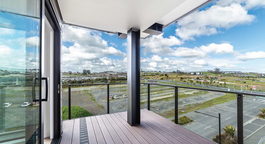  at 501/3 Kaipiho Lane, Albany, Auckland