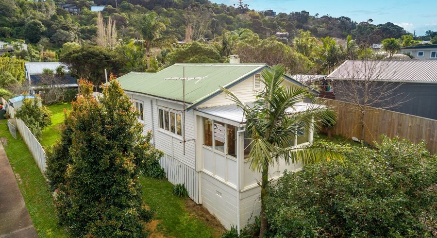  at 13 Surfdale Road, Surfdale, Waiheke Island