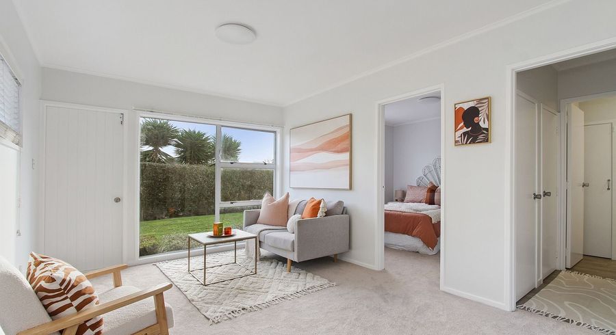  at 2/11 Ripon Crescent, Meadowbank, Auckland City, Auckland
