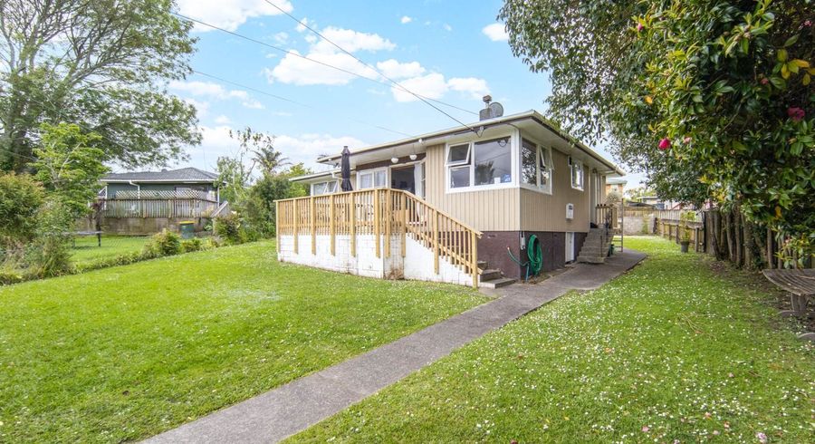  at 9A & 1/9A Ribblesdale Road, Henderson, Waitakere City, Auckland