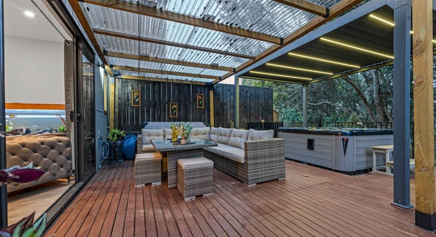  at 11 Pumau Place, Flat Bush, Manukau City, Auckland