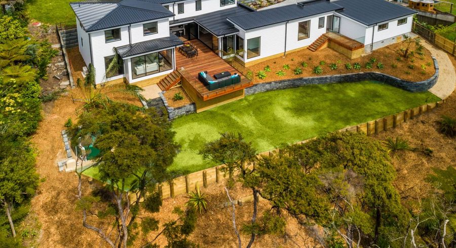  at 19 Roland Road, Greenhithe, Auckland