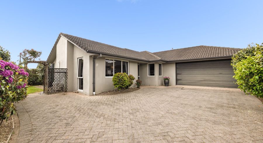 at 14 Glencoe Court, Pyes Pa, Tauranga