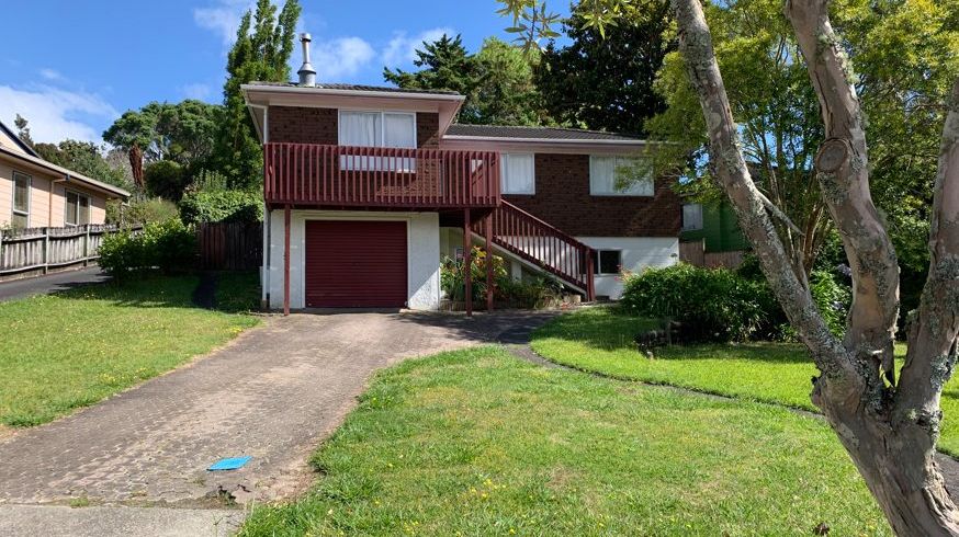  at 8 Jayne Place, Torbay, North Shore City, Auckland