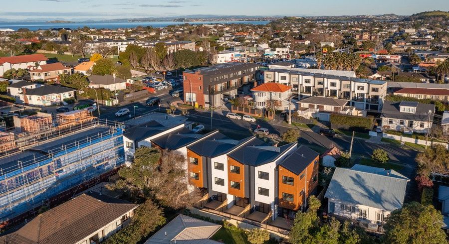  at 20/163-165 Lake Road, Belmont, North Shore City, Auckland