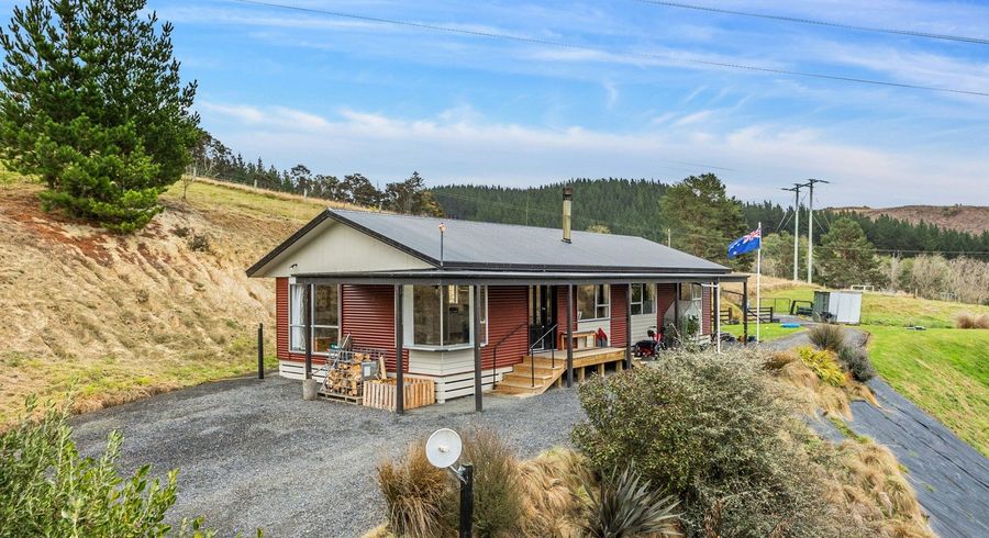  at 995 Berwick Road, Berwick, Dunedin, Otago