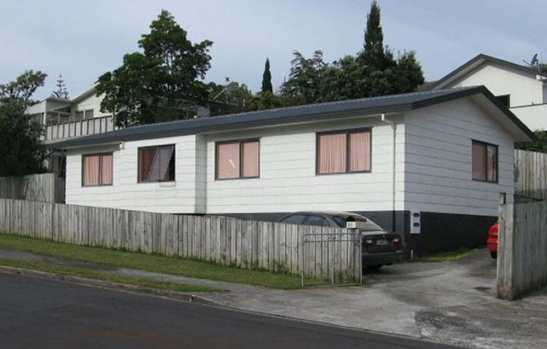  at 3a Louise Place, West Harbour, Waitakere City, Auckland