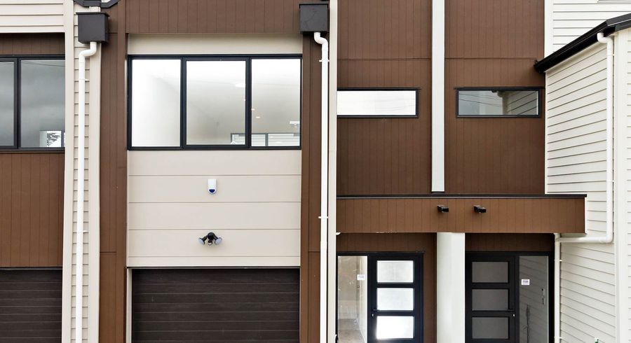  at 38 Bloom Crescent, Sunnyvale, Auckland